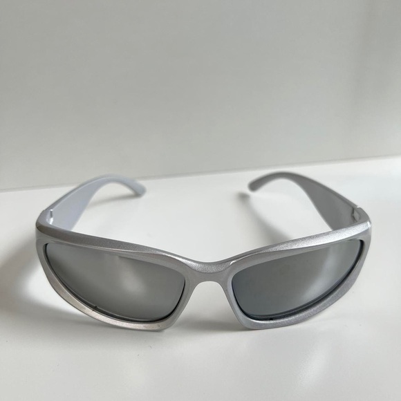 y2k 2000s vintage style chrome silver surfer  sunglasses - Picture 5 of 8